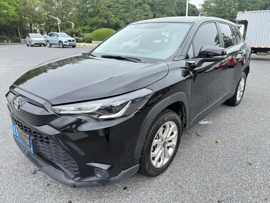 Toyota Frontlander 2024