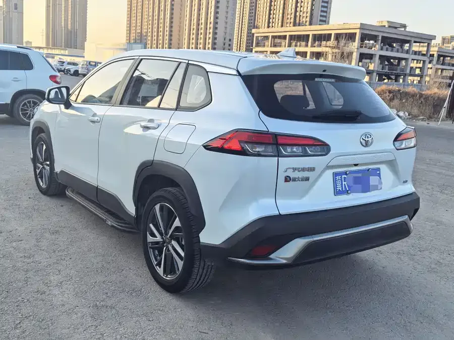 Toyota Frontlander Fenglanda 2022 2.0L CVT Luxury PLUS Edition 2022 — миниатюра 2