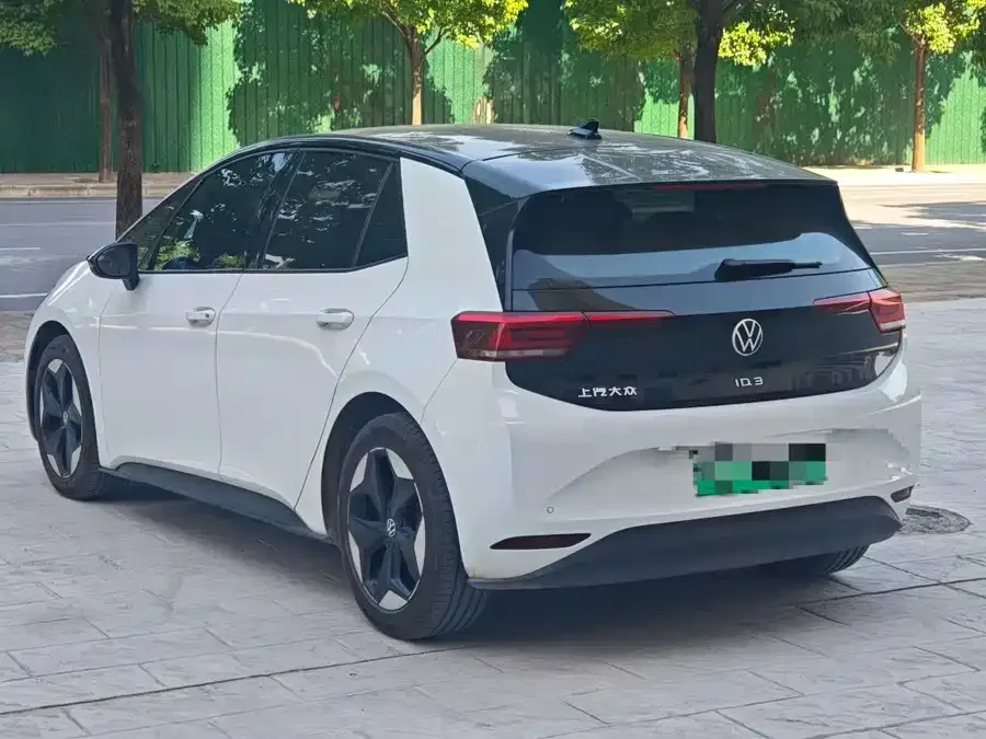 Volkswagen ID.3 Volkswagen ID.3 2025 facelift Smart version Pure Intelligent version 2025 — миниатюра 2