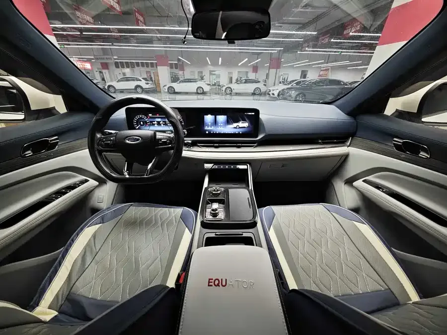 Ford Lingrui 2022 EcoBoost 170 Premium Edition 2023 — миниатюра 5