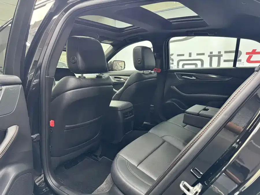 Cadillac CT5 2024 28T Platinum Type 2024 — миниатюра 4