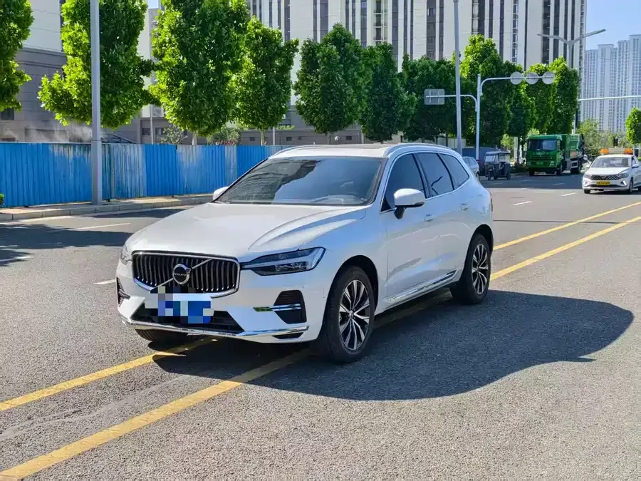 Volvo XC60 2023