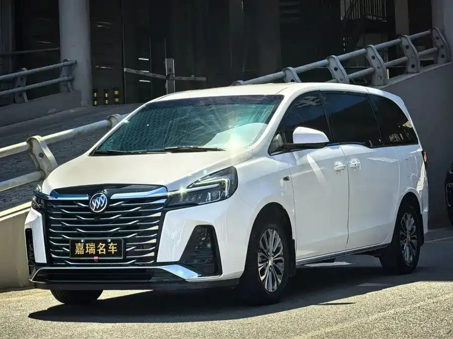 Buick GL8 2025