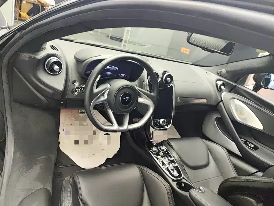 McLaren GT 2023 4.0T Standard 2023 — миниатюра 3