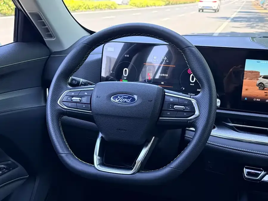 Ford Lingrui New Energy Lingrui New Energy 2025 Platinum Collar Model 2026 — миниатюра 4