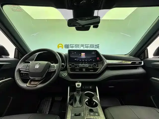 Toyota Crown Land Crown Land 2024 2.5L HEV 4WD Deluxe Edition 2025 — миниатюра 3