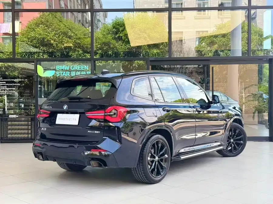 BMW X3 2022 xDrive30i Exclusive M Night Edition 2022 — миниатюра 2