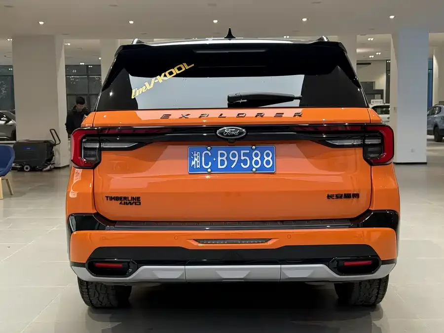 Ford Explorer Explorer 2023 EcoBoost 285 Kunlun Peak Edition 7 Seats 2023 — миниатюра 2