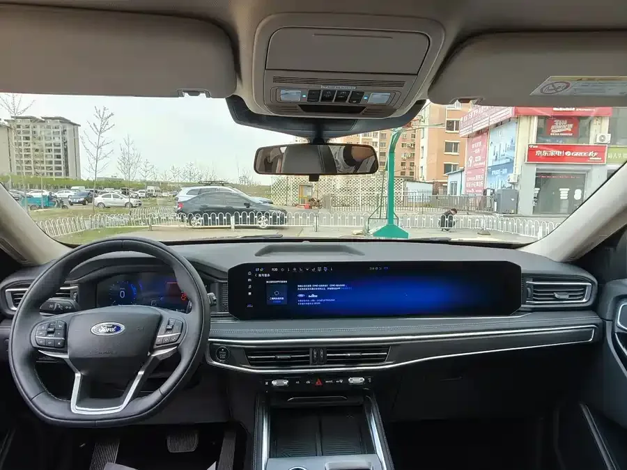 Ford Explorer Explorer 2023 EcoBoost 285 4WD Fashion Plus Edition 7 Seaters 2023 — миниатюра 2