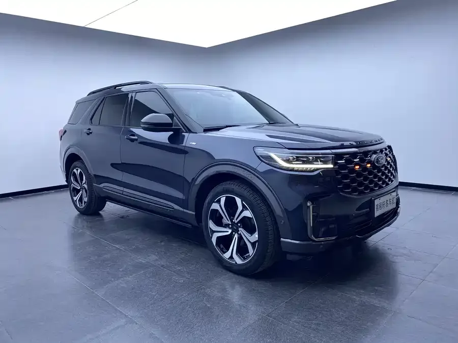 Ford Explorer Explorer 2023 EcoBoost 285 4WD ST-LINE 6 Seaters 2023 — миниатюра 2
