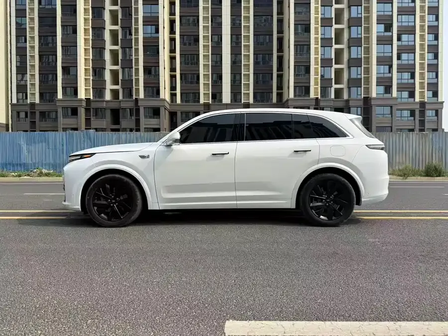 Li Xiang L7 Ideal L7 2023 Pro 2024 — миниатюра 4