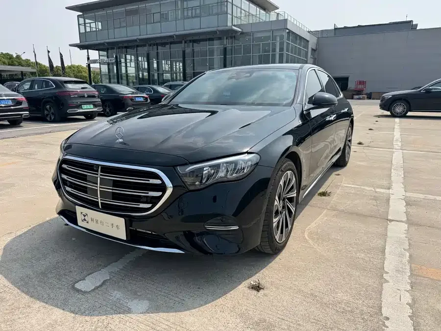 Mercedes-Benz E-Class 2025