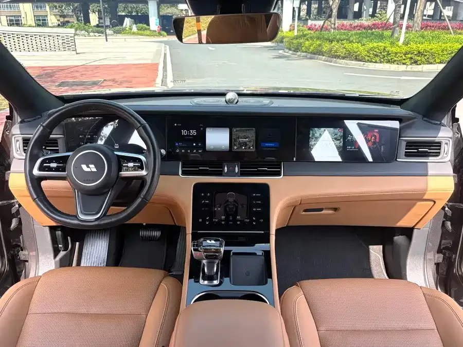 Li Xiang One Ideal ONE 2021 extended range 6-seater version 2022 — миниатюра 4