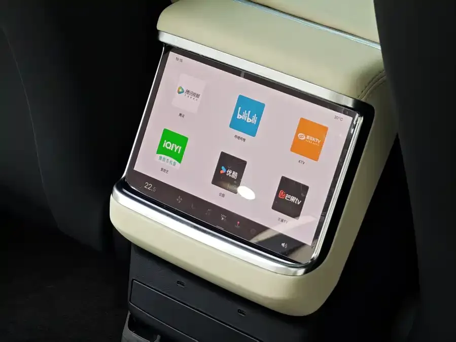 Tesla Model X Model X 2023 Dual Motor All-Wheel Drive 2023 — миниатюра 4