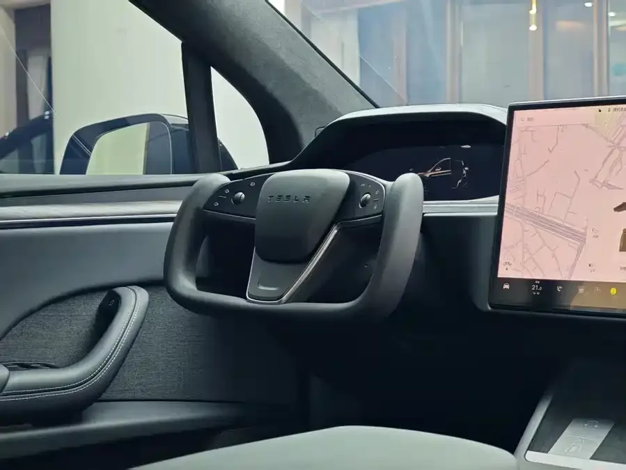 Tesla Model X Model X 2023 Dual Motor All-Wheel Drive 2024 — миниатюра 3