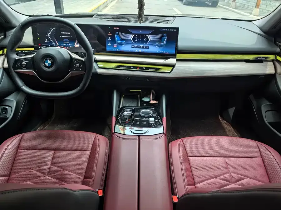 BMW 5 Series BMW 5 Series 2024 530Li Exclusive Luxury Package 2024 — миниатюра 3