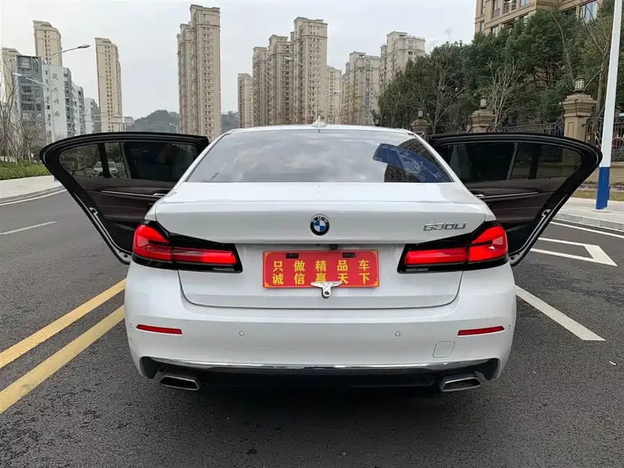 BMW 5 Series BMW 5 Series 2022 facelift 3 530Li Exclusive M Sport Package 2022 — миниатюра 2