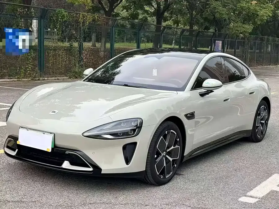 Xiaomi SU7 2025