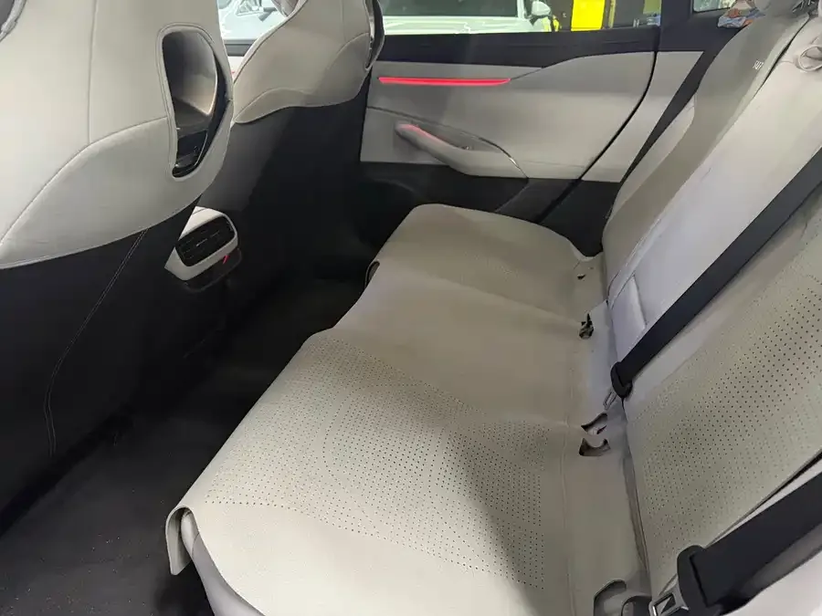 Xiaomi SU7 Xiaomi SU7 2024 rear-wheel drive long-range smart driving version 2025 — миниатюра 3