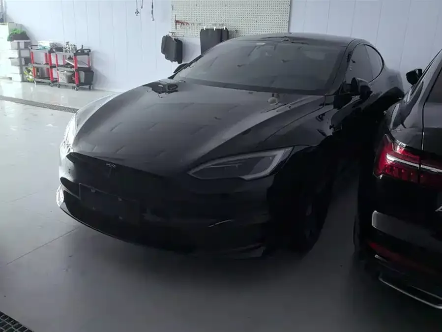 Tesla Model S Model S 2023 Tri-Motor All-Wheel Drive Plaid Edition 2023 — фото 1, купить с доставкой в Москву