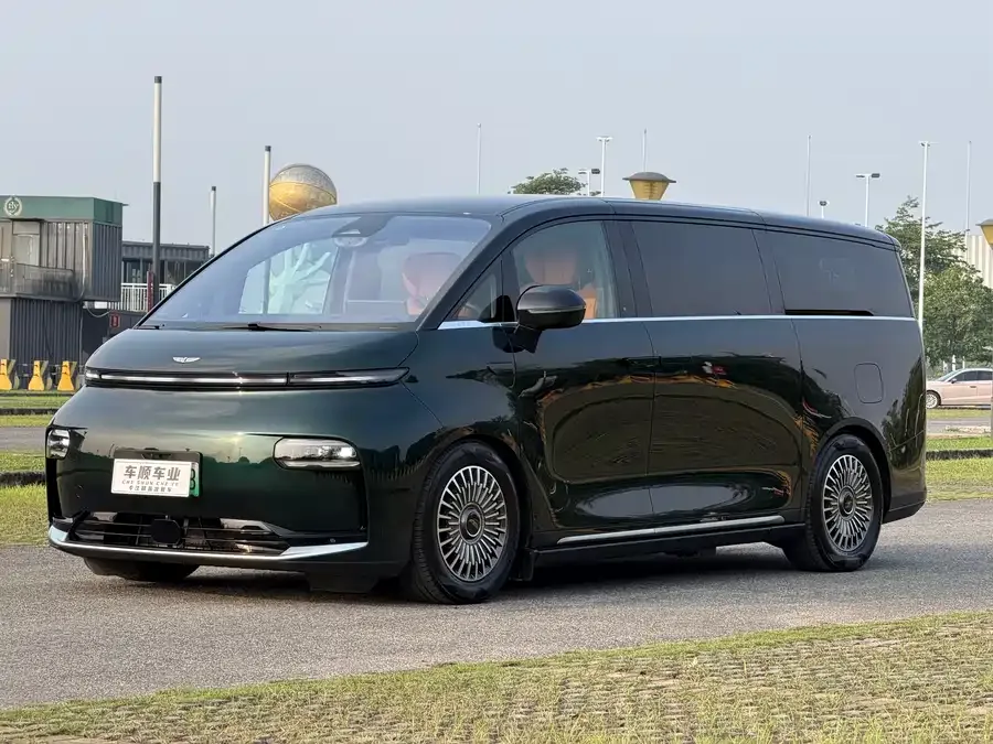 Geely Yizhen L380 2025