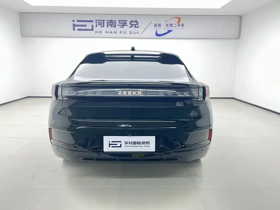 Zeekr 001 Zeekr 001 2023 YOU version 100kWh 2023 — миниатюра 5