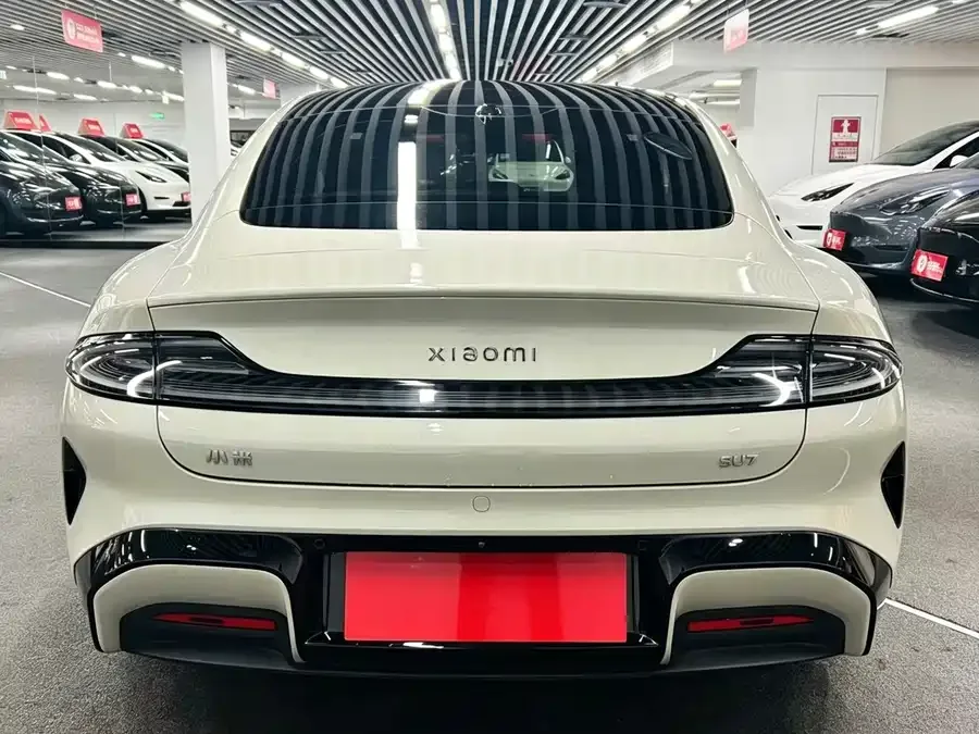Xiaomi SU7 Xiaomi SU7 2024 rear-wheel drive long-range smart driving version 2025 — миниатюра 2