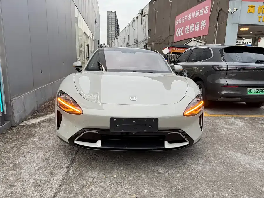 Xiaomi SU7 2025