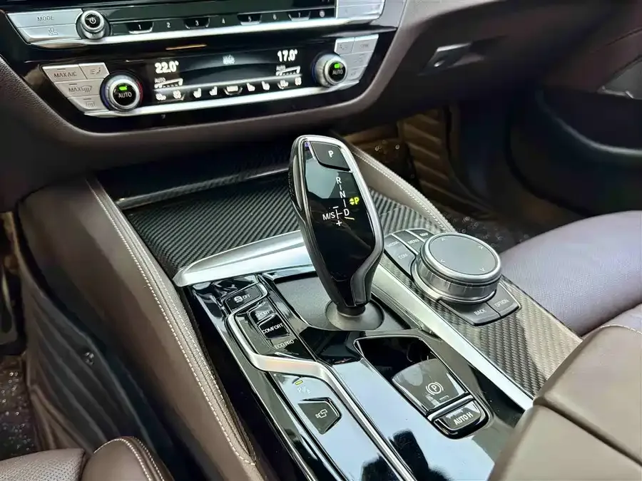 BMW 5 Series BMW 5 Series (Imported) 2022 540i Fashion Edition M Sport Package 2022 — миниатюра 5