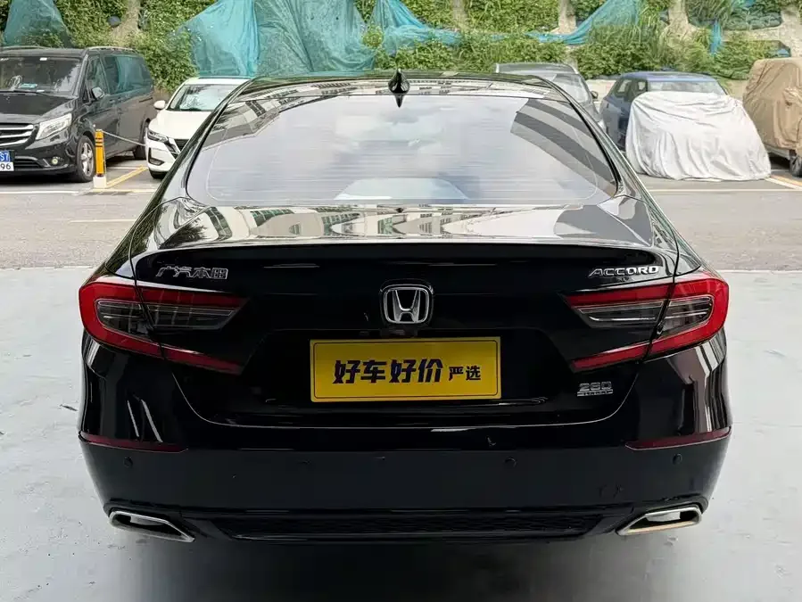 Honda Accord Accord 2022 260TURBO Deluxe Edition 2023 — миниатюра 3