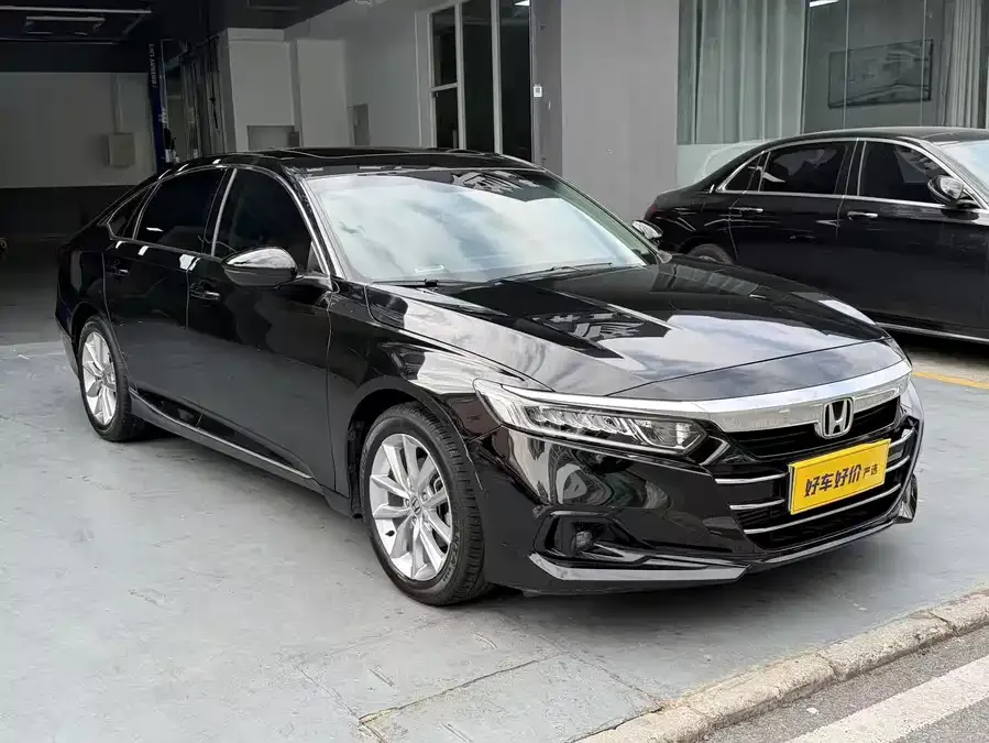 Honda Accord Accord 2022 260TURBO Deluxe Edition 2023 — фото 1, купить с доставкой в Москву