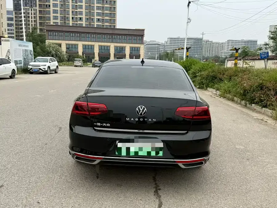 Volkswagen Magotan GTE plug-in hybrid Magotan GTE plug-in hybrid 2022 GTE luxury model 2024 — миниатюра 5