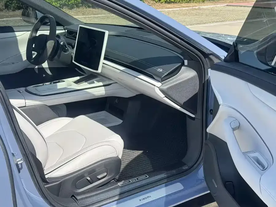 Xiaomi SU7 Xiaomi SU7 2024 rear-wheel drive standard founding edition 2024 — миниатюра 3