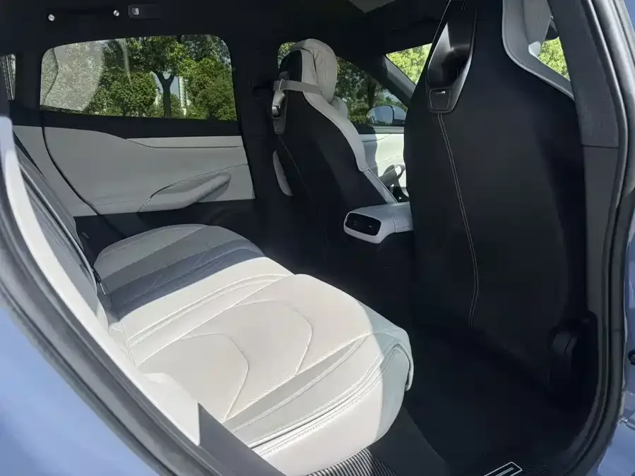 Xiaomi SU7 Xiaomi SU7 2024 rear-wheel drive standard founding edition 2024 — миниатюра 4