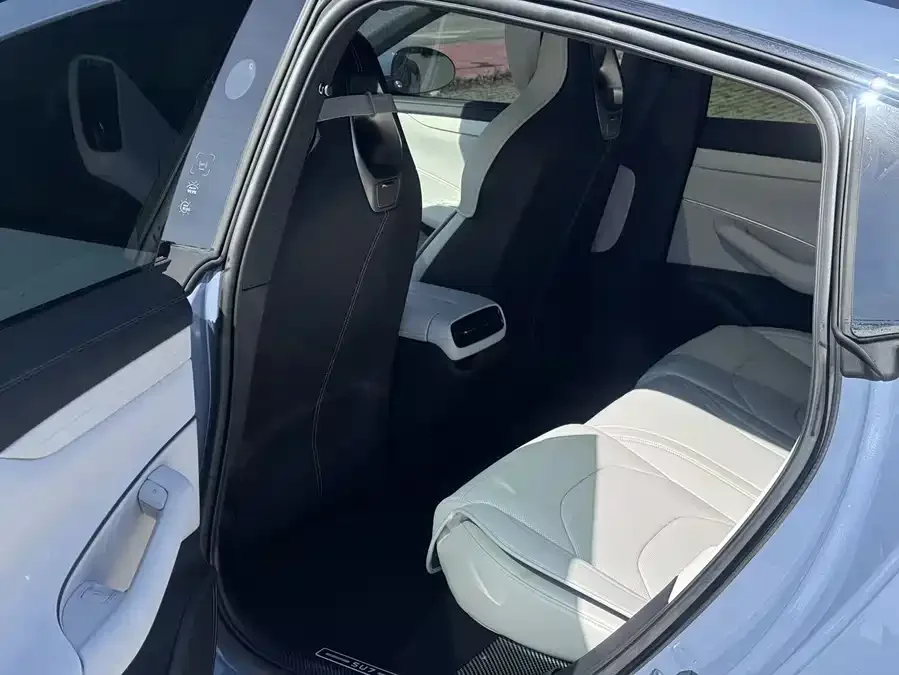 Xiaomi SU7 Xiaomi SU7 2024 rear-wheel drive standard founding edition 2024 — миниатюра 5