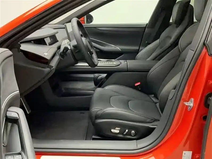 Xiaomi SU7 Xiaomi SU7 2024 four-wheel drive ultra-long battery life high-end intelligent driving Max version 2025 — миниатюра 3