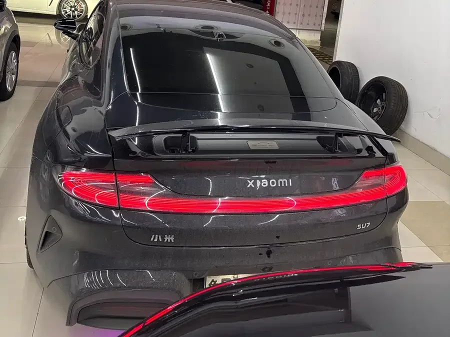 Xiaomi SU7 Xiaomi SU7 2024 four-wheel drive ultra-long battery life high-end intelligent driving Max version 2025 — миниатюра 3