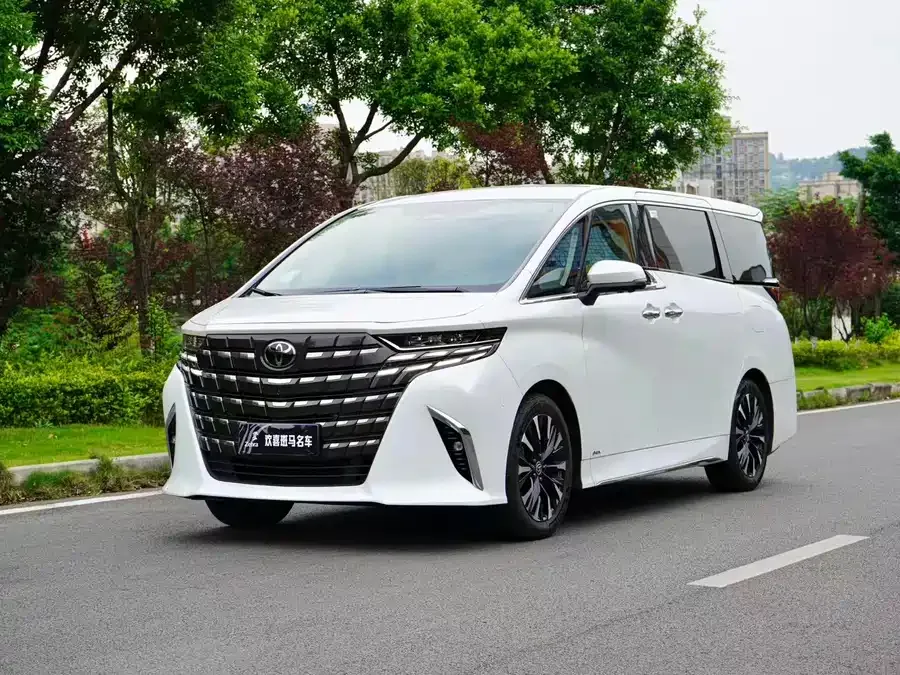 Toyota Alphard 2023