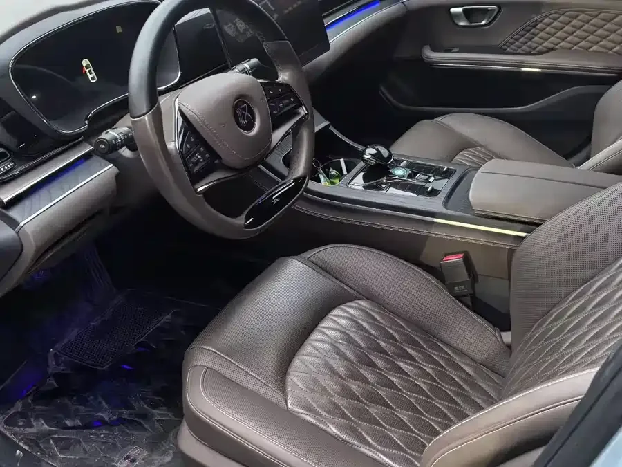 BYD Second-hand Han 2023 DM-i Champion Edition 121KM Premium Edition 2023 — миниатюра 3