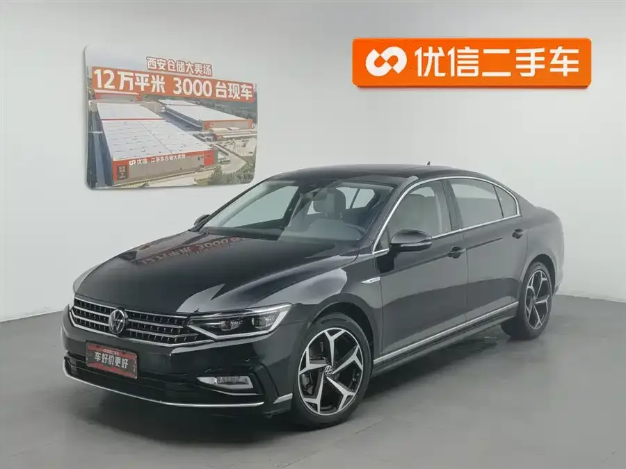 Volkswagen Magotan Magotan 2023 2 million commemorative edition 330TSI DSG luxury model 2023 — фото 1, купить с доставкой в Москву