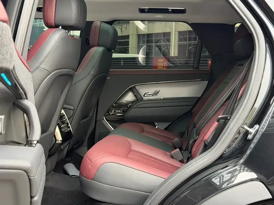 Land Rover Range Rover Sport Range Rover Sport 2024 400PS Dynamic SE 2024 — миниатюра 3
