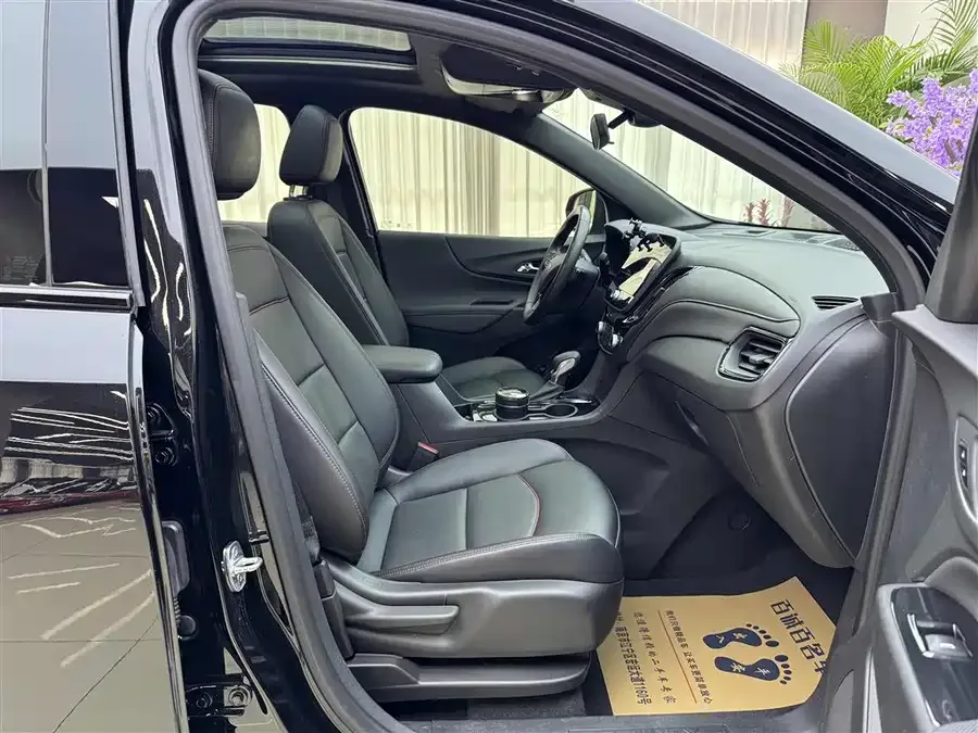 Chevrolet Equinox Explorer 2021 550T RS four-wheel drive intelligent expansion version 2022 — миниатюра 4