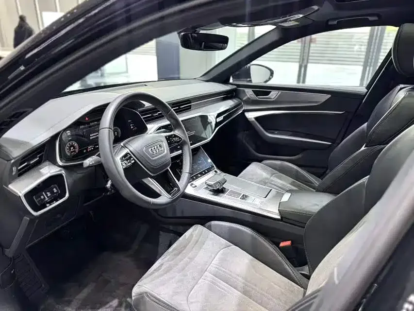 Audi A6L 2023 45 TFSI Premium Dynamic Model 2023 — миниатюра 4