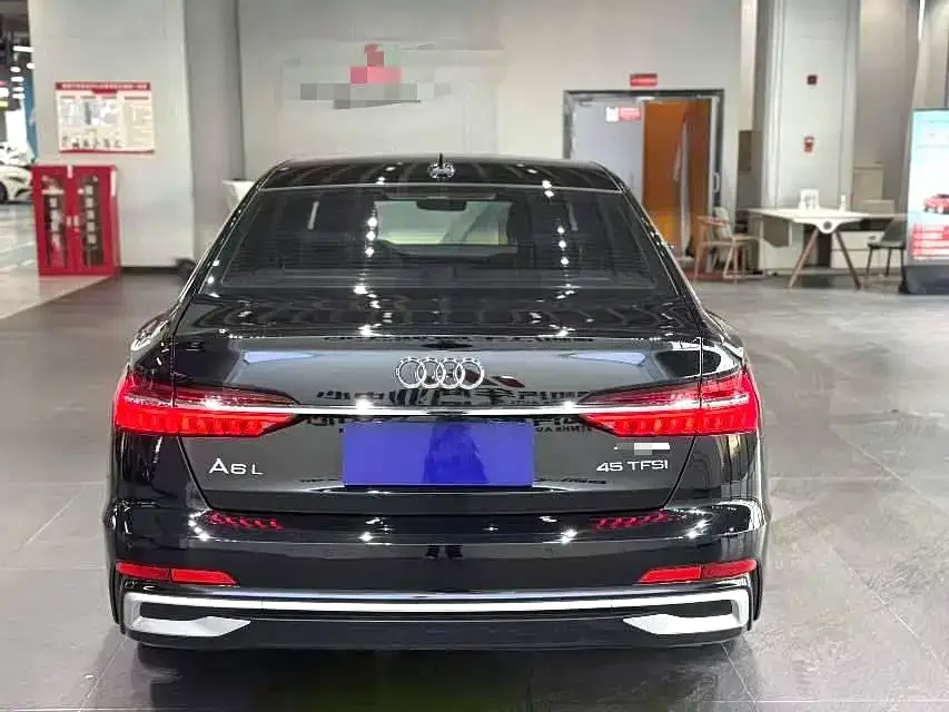 Audi A6L 2023 45 TFSI Premium Dynamic Model 2023 — миниатюра 5