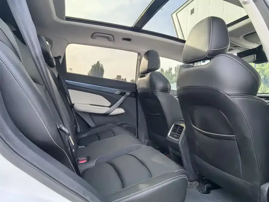 Geely Atlas Boyue 2022 Boyue X 1.8TD DCT Smart 2023 — миниатюра 3