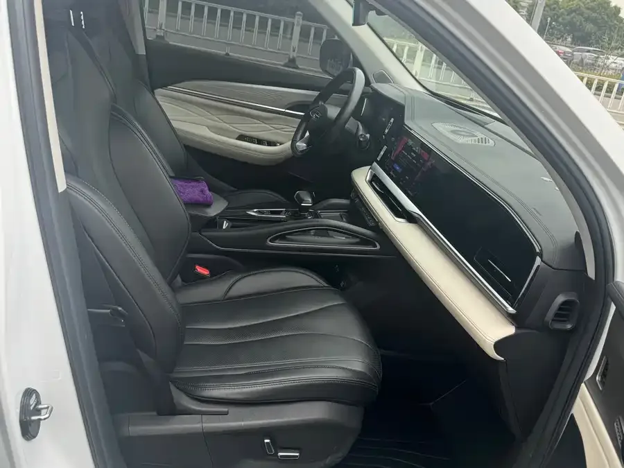 Geely Monjaro Xingyue L 2023 2.0TD High Power Automatic 2WD Flagship Model 2023 — миниатюра 3