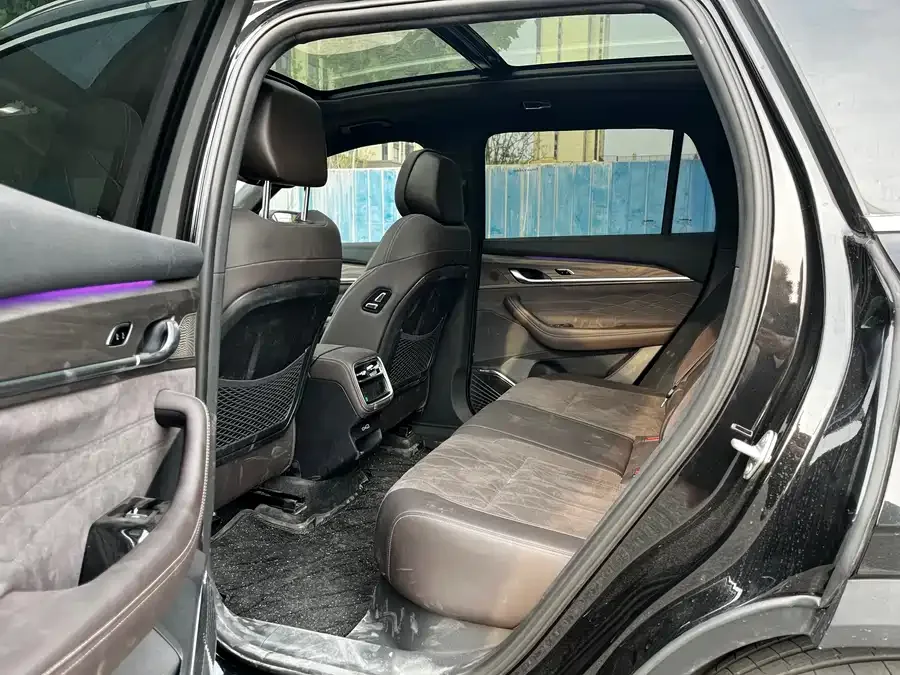 Geely Monjaro Geely Xingyue L 2026 Oriental Yao 2.0TD Automatic Star Edition 2026 — миниатюра 2