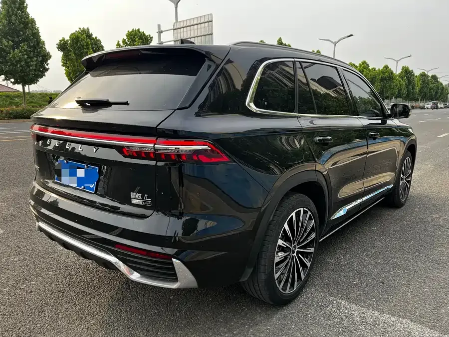Geely Monjaro Geely Xingyue L 2026 Oriental Yao 2.0TD Automatic Star Edition 2026 — миниатюра 3