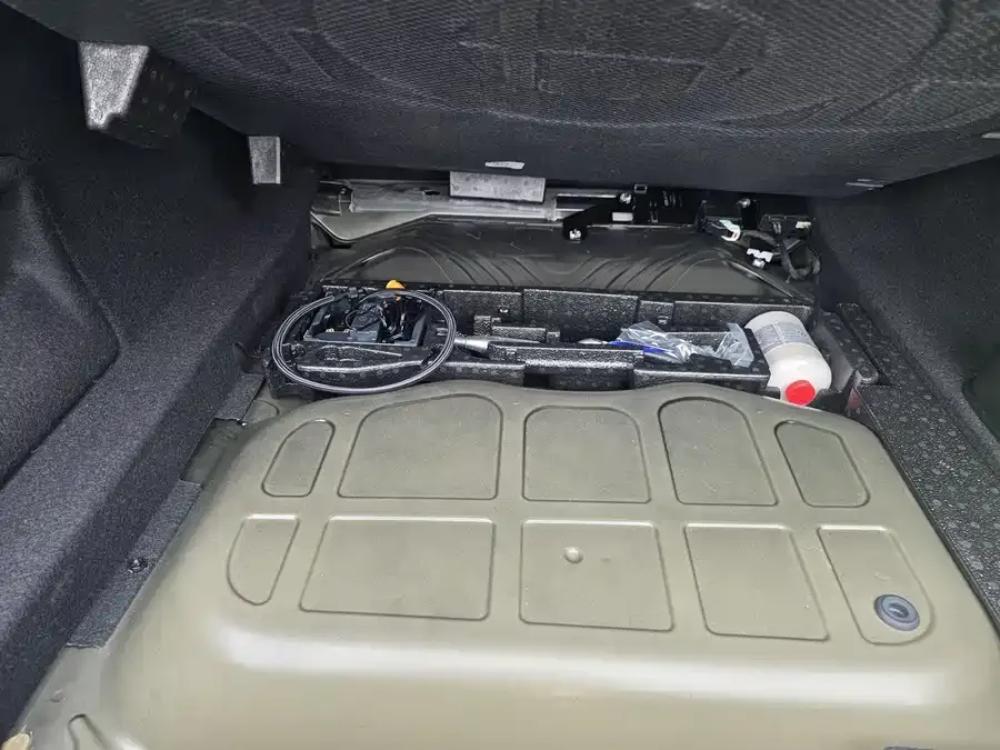 Volvo S90 plug-in hybrid Volvo S90 Plug-in Hybrid 2026 Plug-in Hybrid Four-Wheel Drive Long-Range Zhiya Luxury Edition 2025 — миниатюра 4