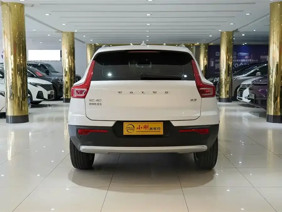 Volvo XC40 2023 B3 Smart Fashion Edition 2022 — миниатюра 5